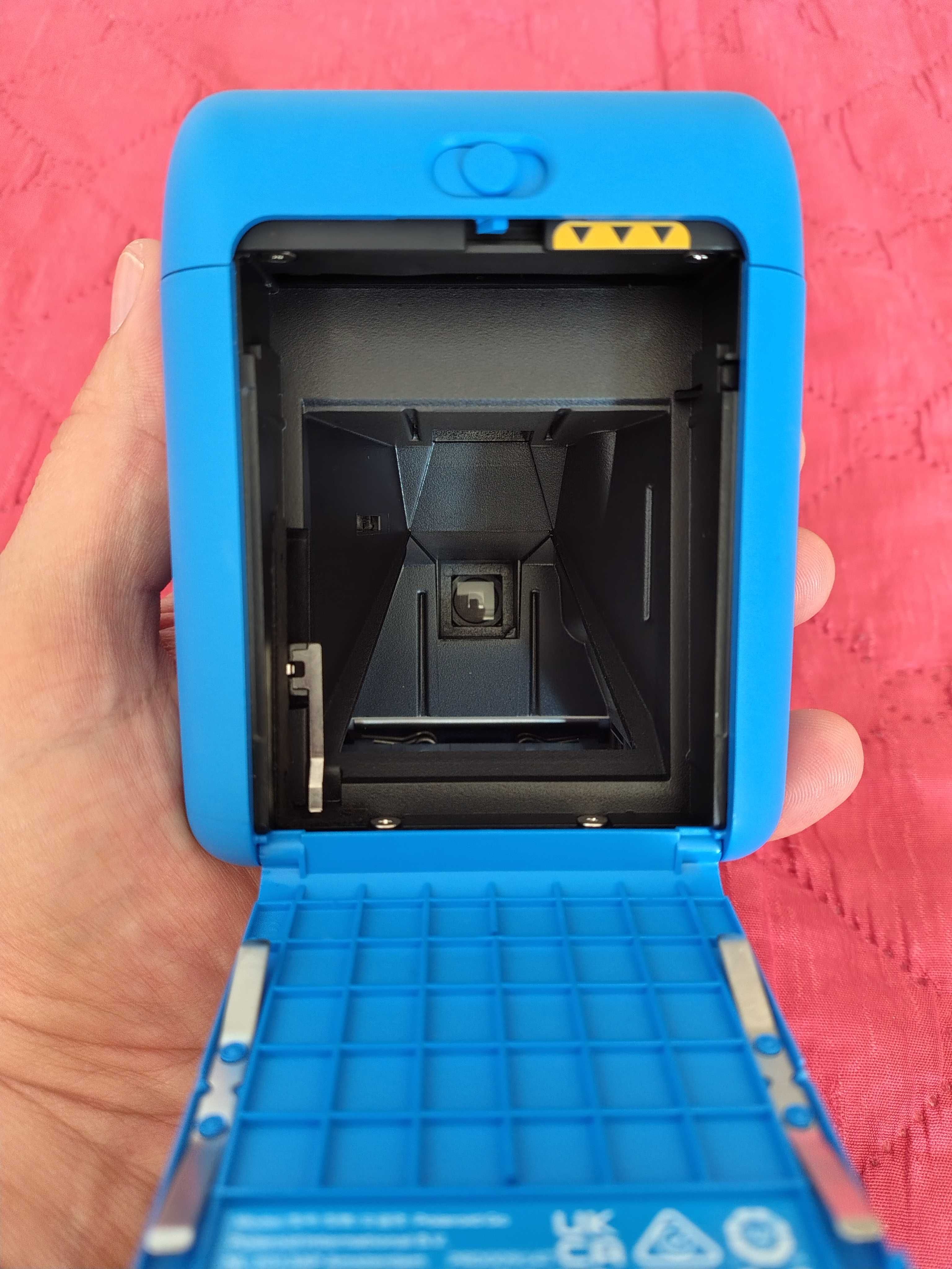 Фотоапарат за моментни снимки Polaroid G,USB,Син Цвят