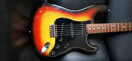 Fender USA stratocaster 1977