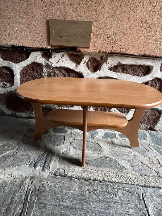 Холна маса- налични 2броя