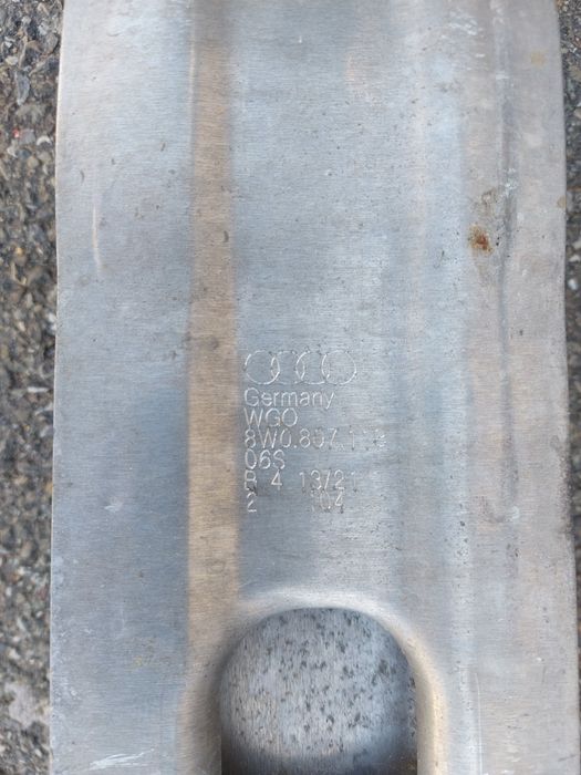 bara fata grila centrala armatura originala audi a5 rs5 8w