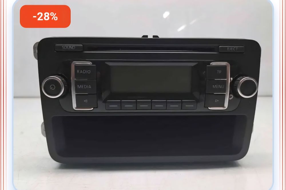 Radio casetofon golf 6