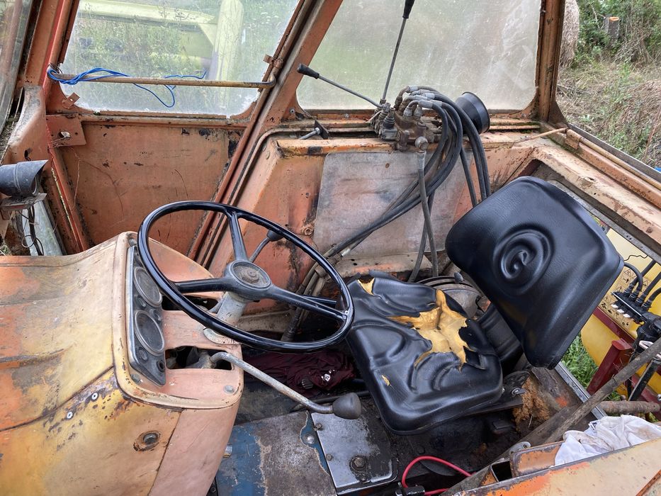 Tractor Fiat 850 OM sau schimb cu balotiera rotunda!!