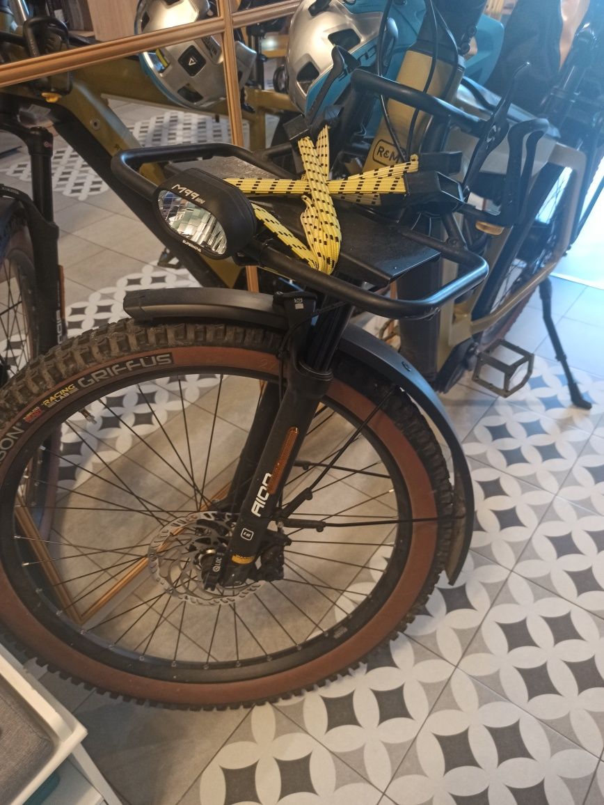 Bicicleta electrica Riese and Mueller Supercharger