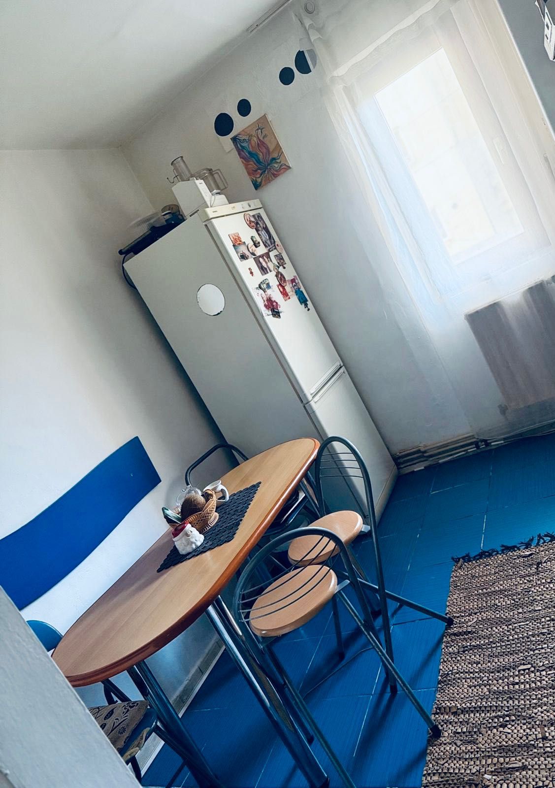 Apartament cu 3 camere