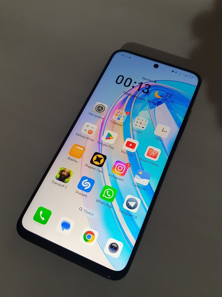honor x8a 6/128.