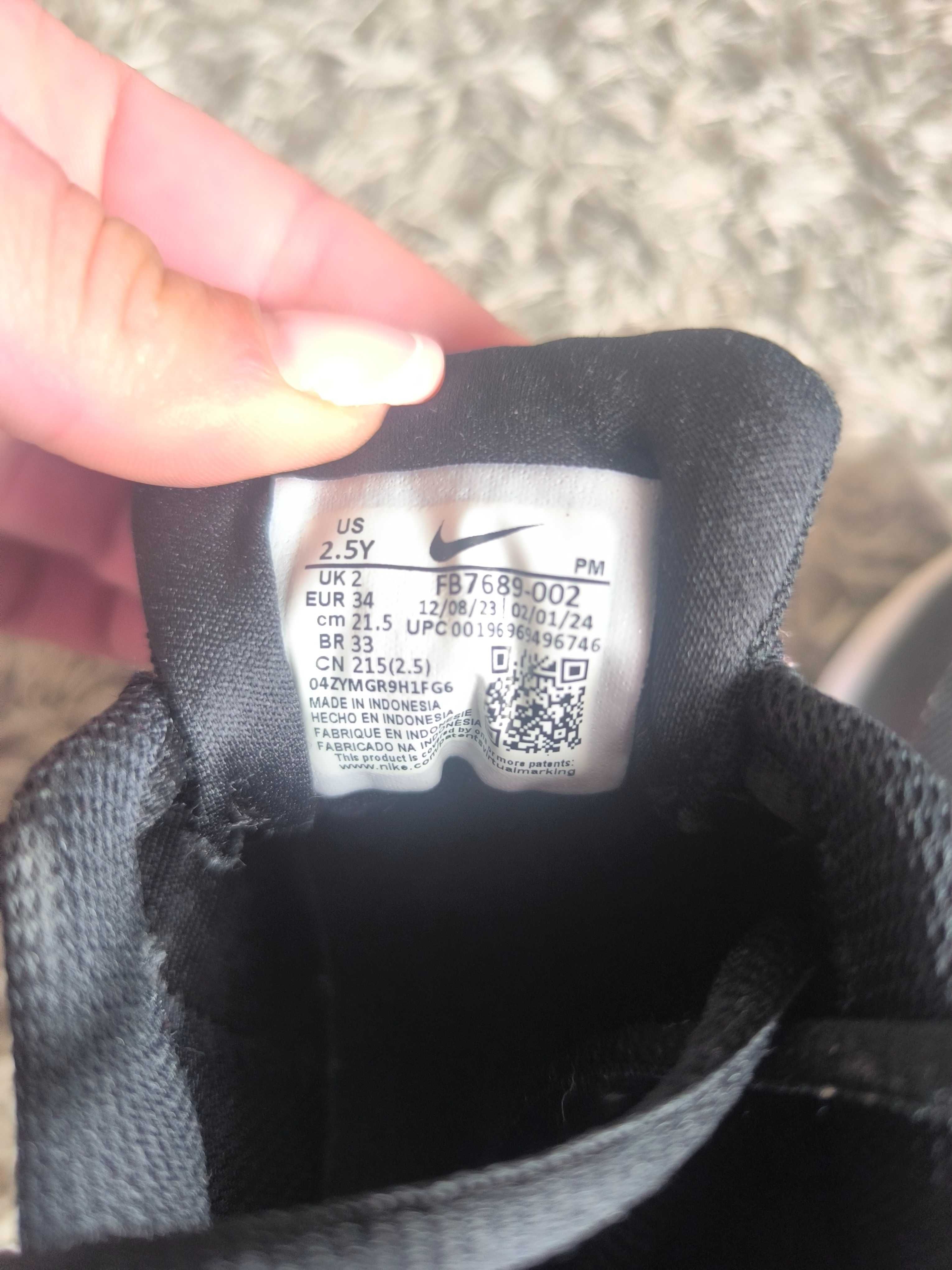 Маратонки Nike 34 номер
