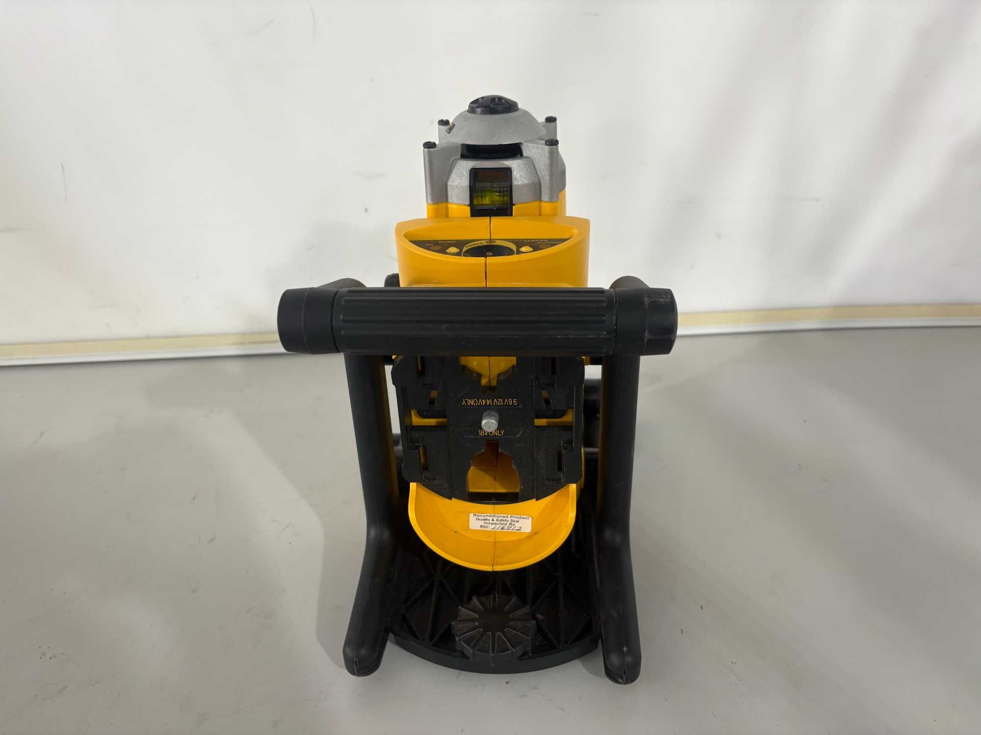 Лазерен нивелир - Dewalt DW073 18V