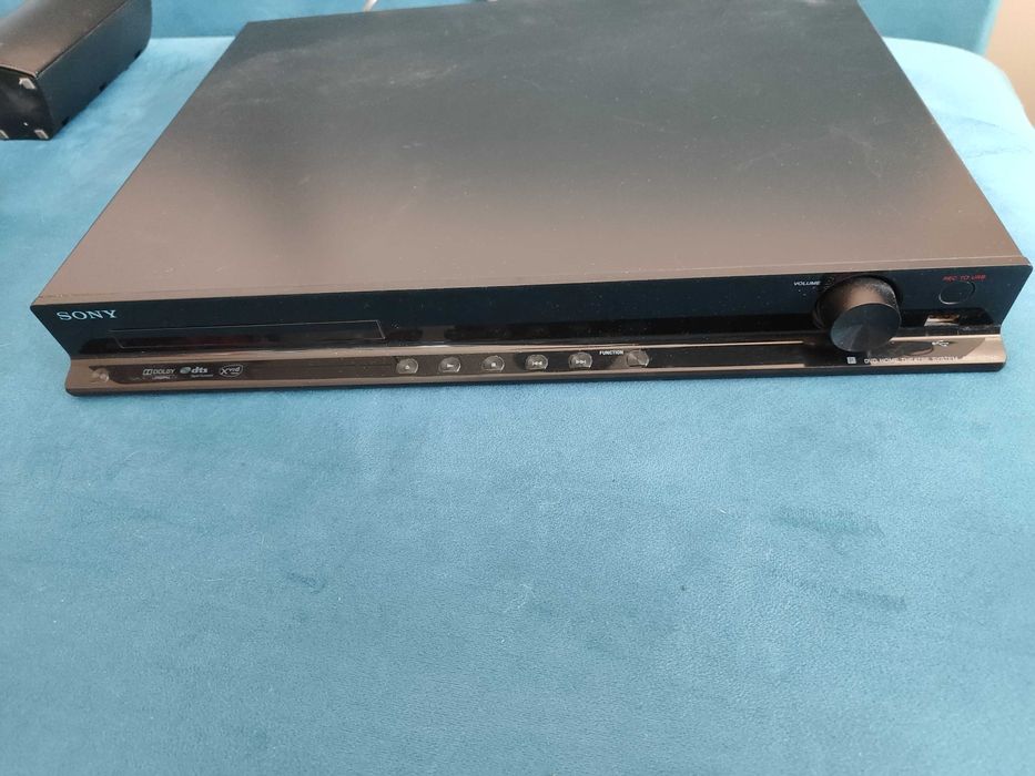 Продавам Система за домашно кино SONY HBD-DZ740, DVD RECEIVER