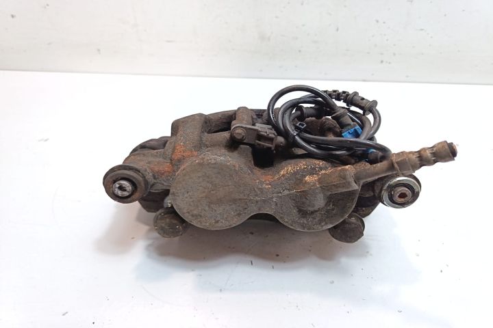 Etrier fata stanga Mercedes-Benz Sprinter a 2-a generatie 906