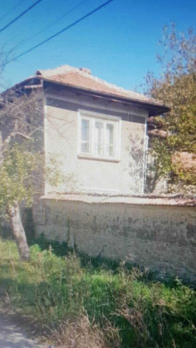 Продава  къща  в с. Дойренци ,от  собственик