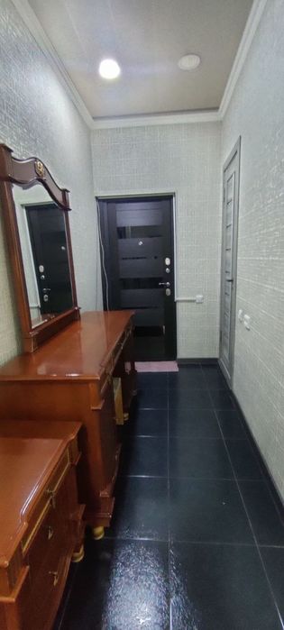 Продаётся 1 комнатная Французский планировку  Яшнабадский район.