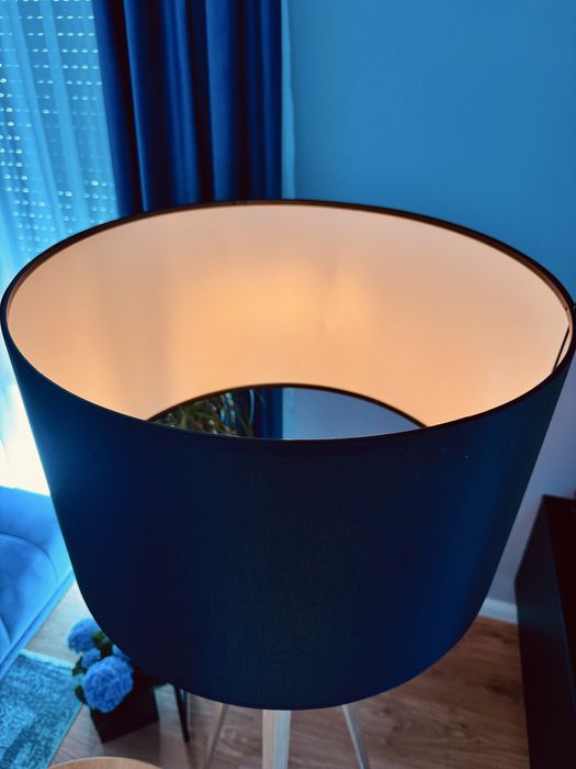 Lampadar negru Zuiver