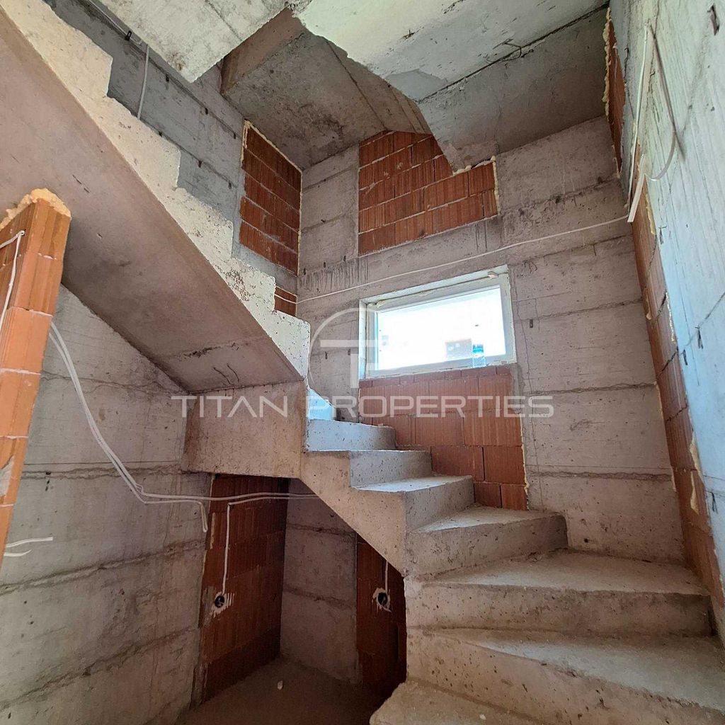 Продава се Къща в Пловдив, Тракия - 277 кв.м за 1029 €/кв.м - Снимка #3