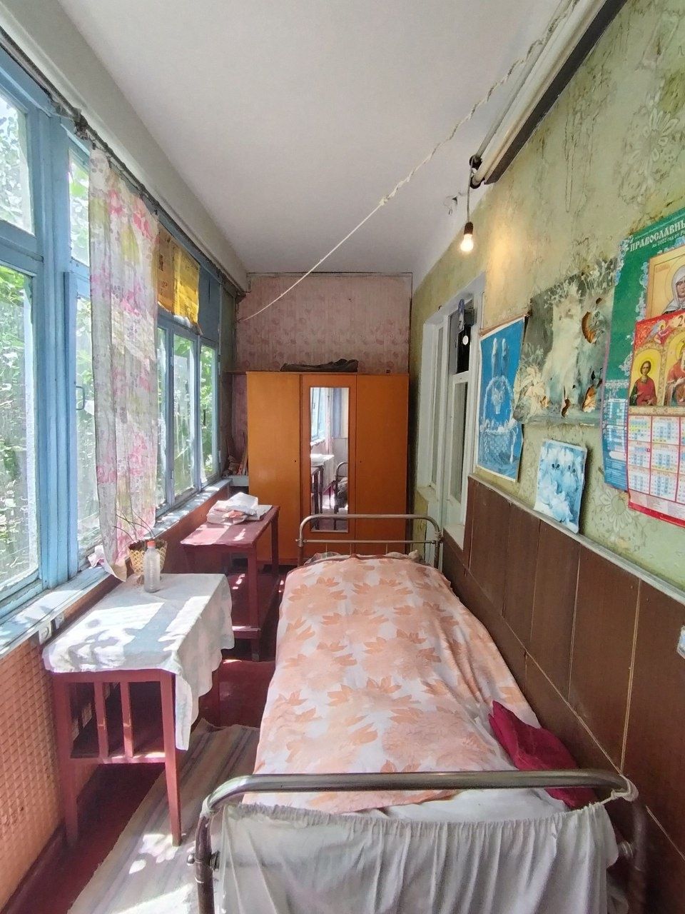 СРОЧНО ПРОДАЕТСЯ Чирчик ш. 3 м/н 2х/2/4 янги планировка 64 м²