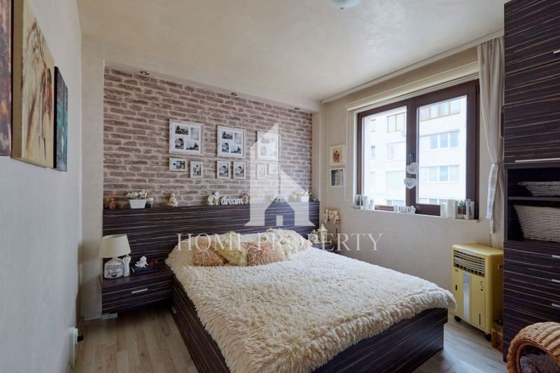 Продава се Двустаен апартамент в София, Света Троица - 61 кв.м за 2296 €/кв.м - Снимка #5