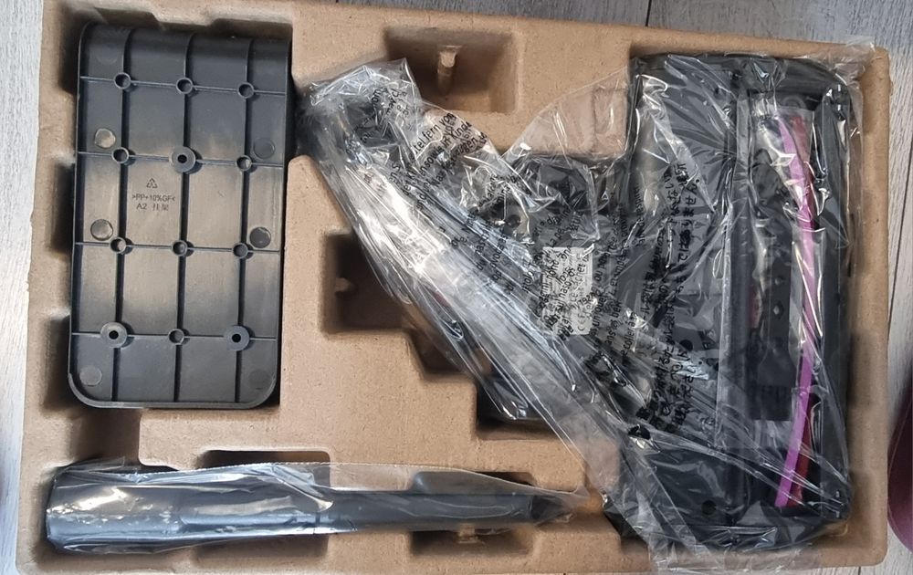 Правостояща прахосмукачка Uninell