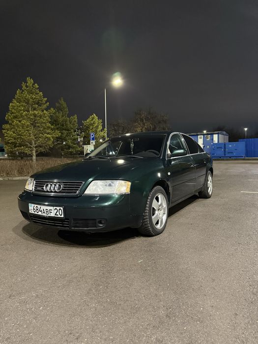Audi A6 C5 2001 года