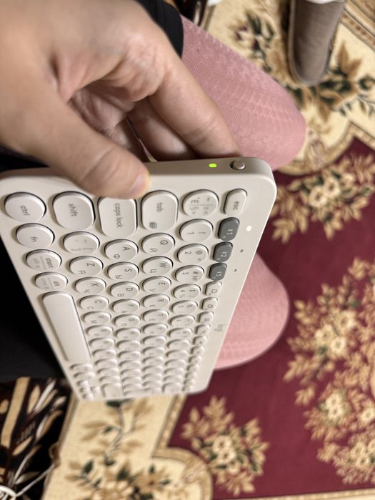 Клавиатура Logitech K380