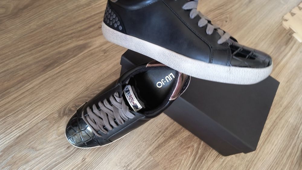 Нови сникърси Liu Jo #38