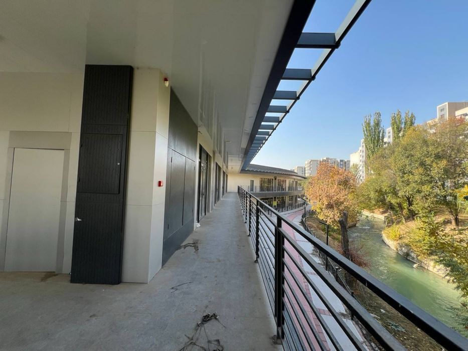 Алмазар Бизнес Центр Продается Нежилой