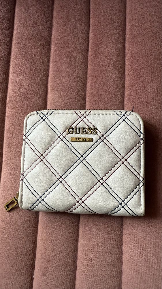 Дамски портфейл guess