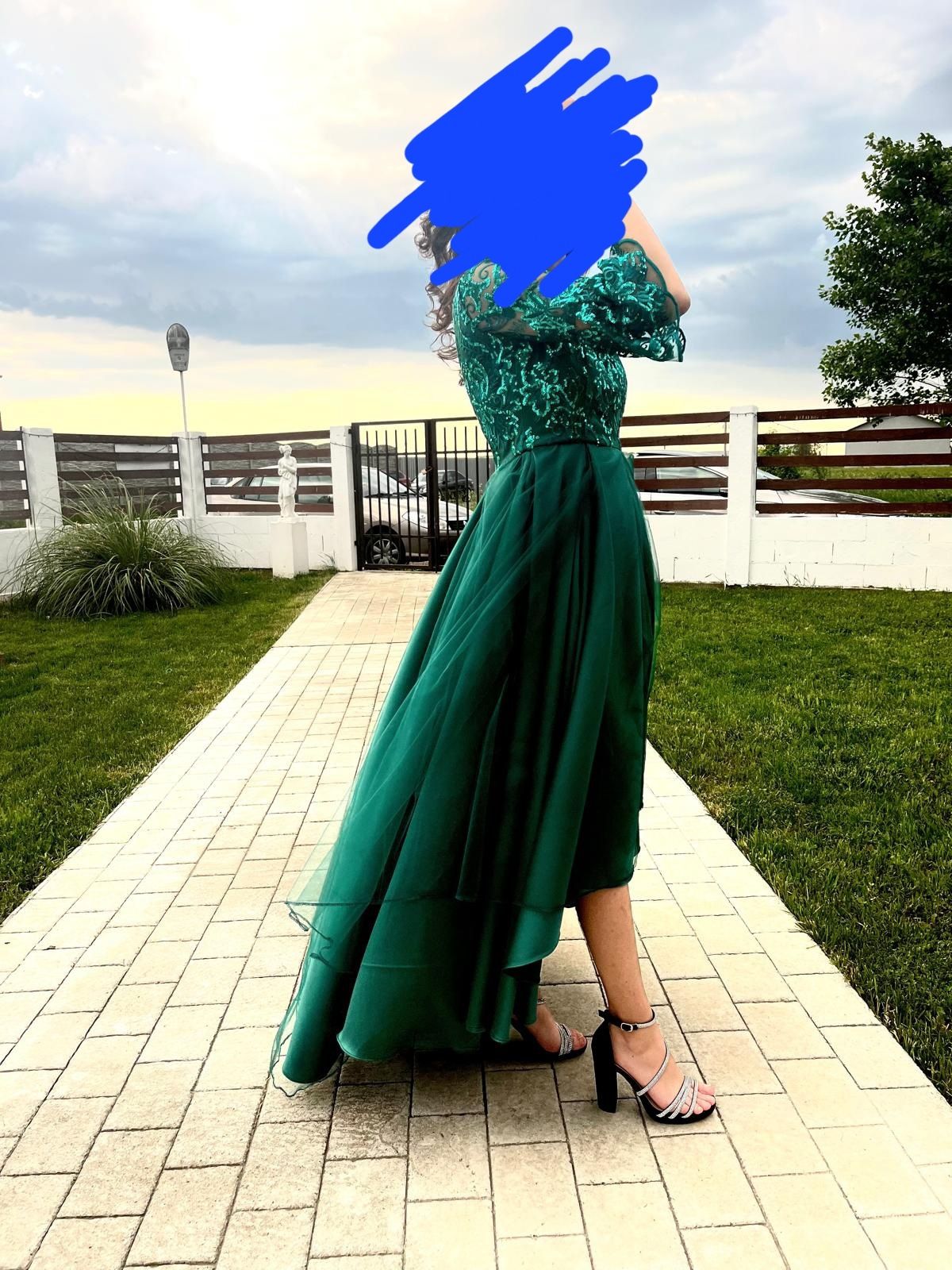 Rochie elegantă, purtată o singura dată, făcută pe comandă
