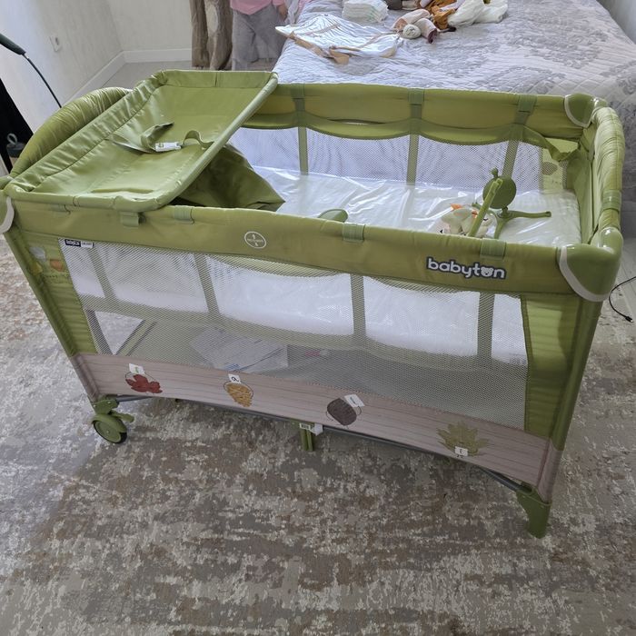 Продам манеж кровать в отличном состоянии