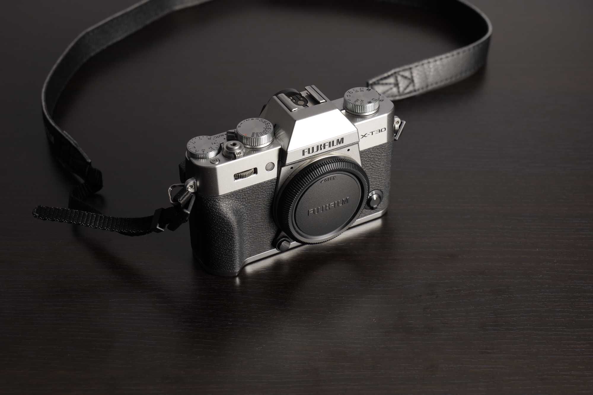 Fujifilm X-T30 Kit cu lentila 18-55mm F2.8-F4