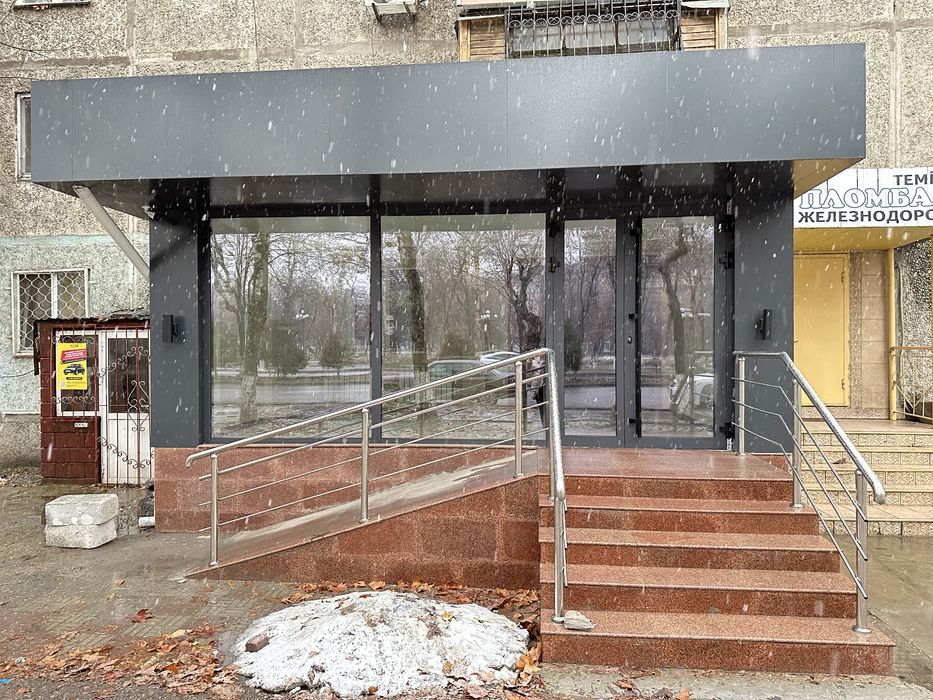 Сдам в аренду коммерческое помещение