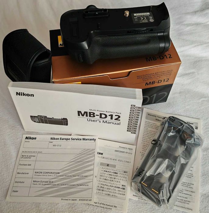 Vand Grip Nikon D800, D800E, D810 - IMPECABIL