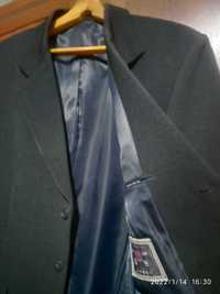 Черный мужской костюм (пиджак и брюки), размер 54-56