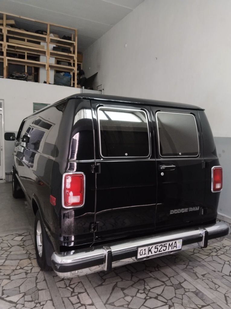 Dodge ram 250 sotiladi