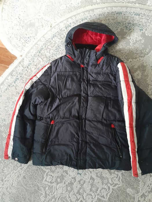 Продам пуховик б/у