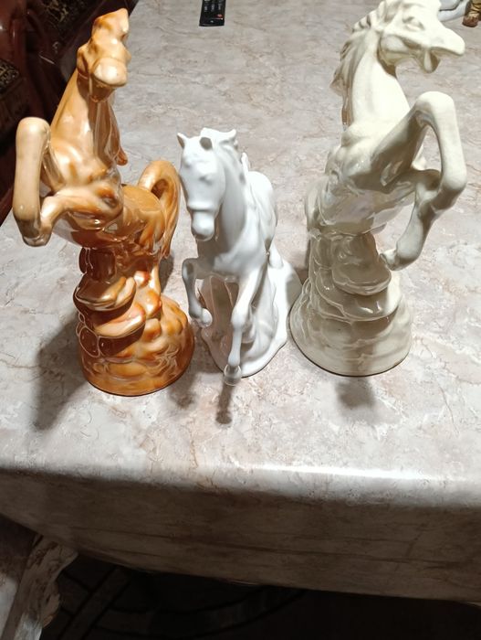 Bibelouri foarte vechi