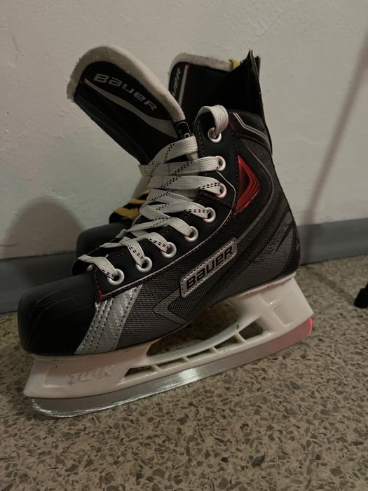 Коньки bauer vapor x30