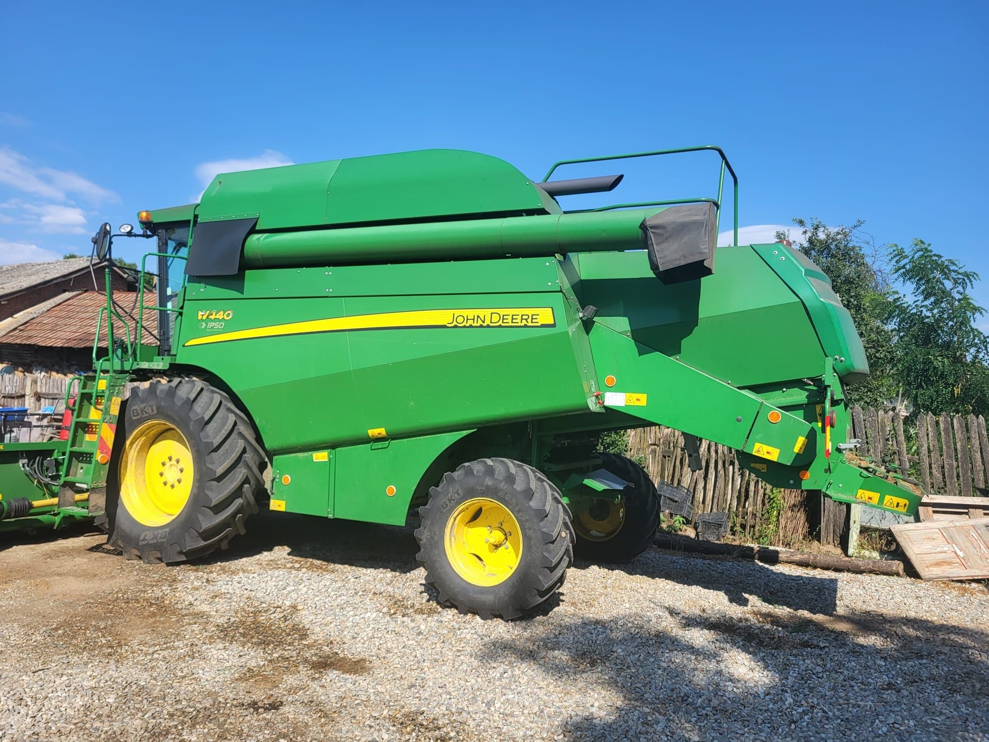 Combina john deere w440 2017