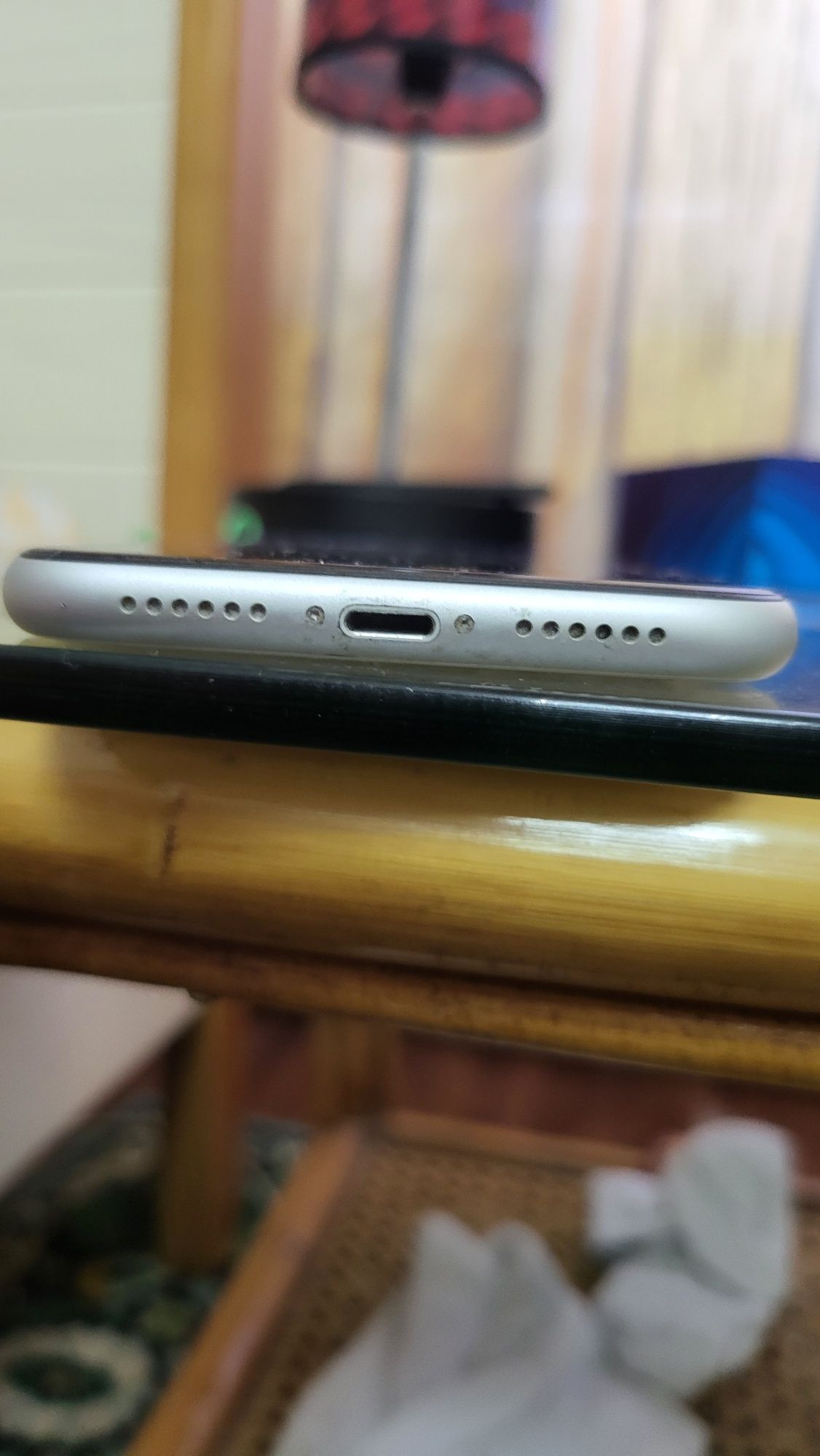 Iphone XR        .