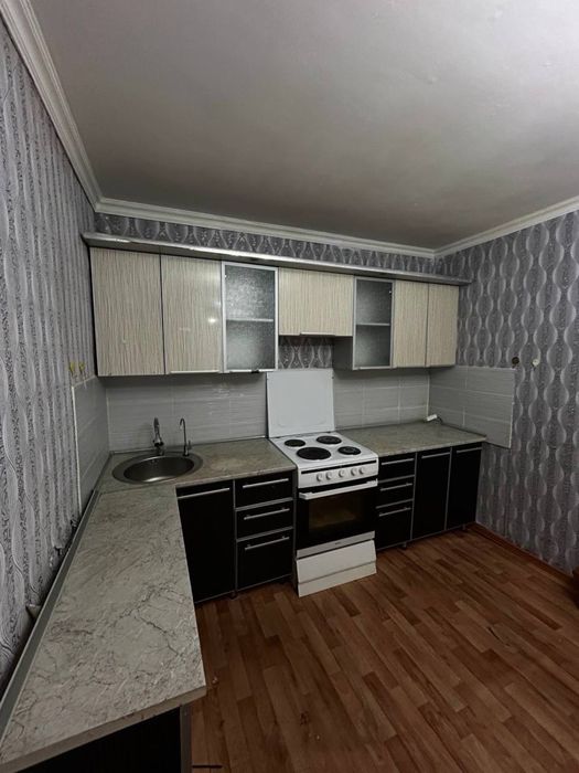 Прдам кухонный гарнитур
