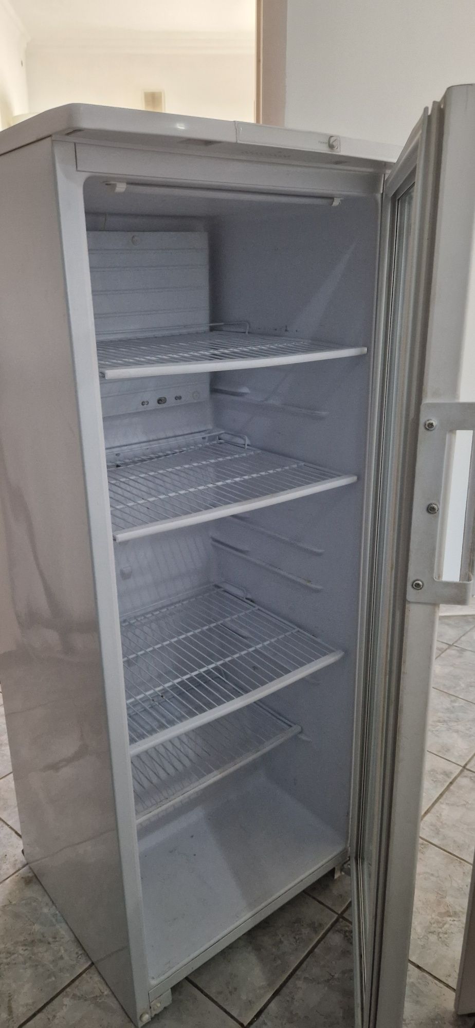 Продам холодильник в отличном состоянии