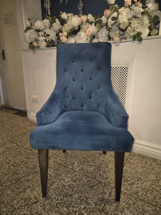 Продам  стулья мягкие в хорошем состоянии