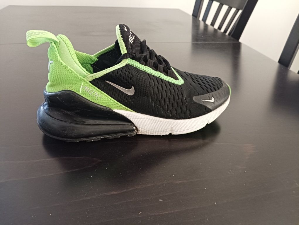 Маратонки Nike Air Max 270