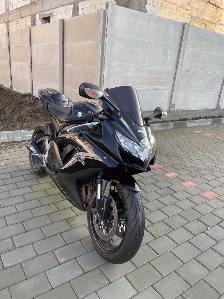 Suzuki GSX-R 750