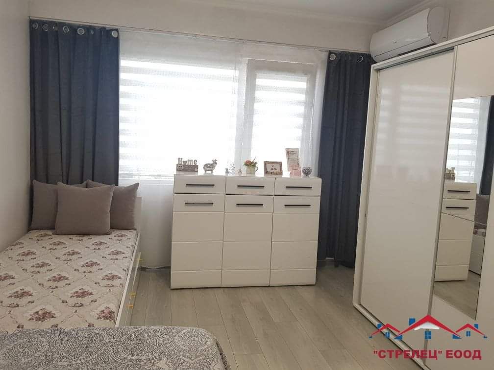 Продава се Тристаен апартамент в Добрич, Добротица - Варненска - 102 кв.м за 590 €/кв.м - Снимка #5