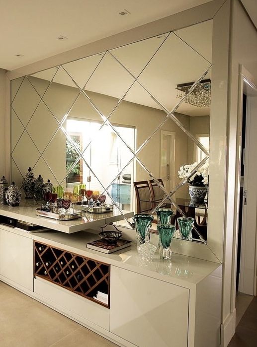 Oglinda Fasetată Venetiană , Mobila la Comanda