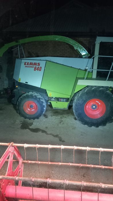 Claas jaguar 840.
