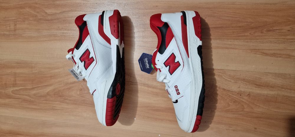 New Balance mărimea 44