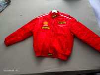 Gecuta tip curse masini Ferrari