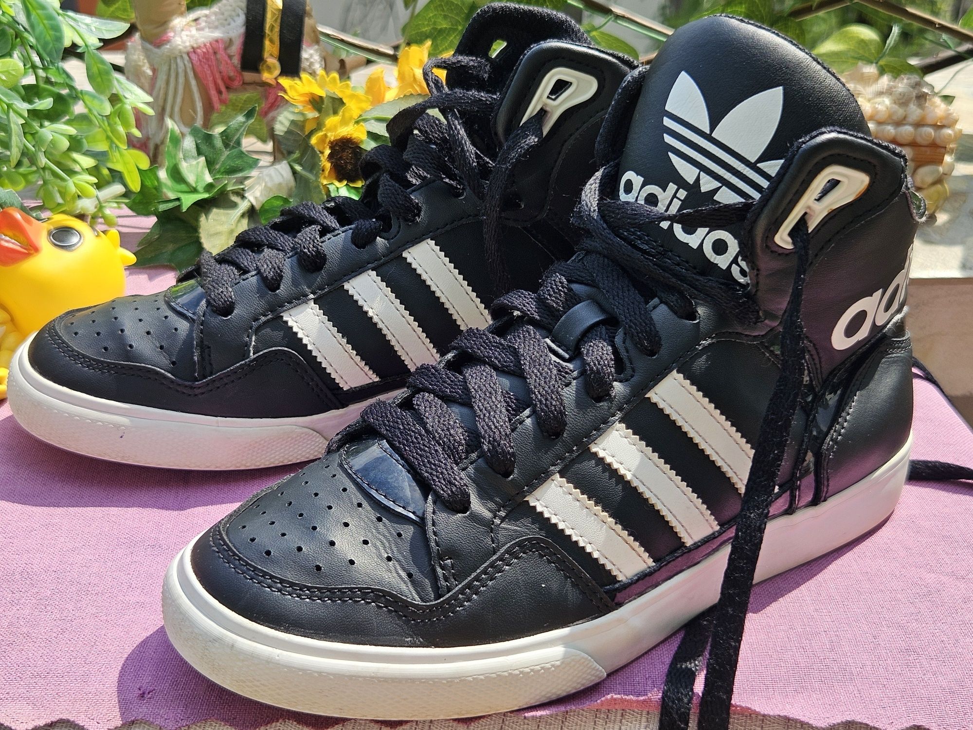Adidas дамски кожени кецове N37
