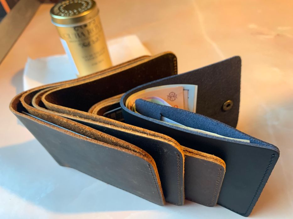 Portofel hand made, din piele, pentru bărbați