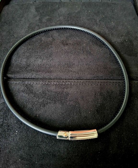Bratara Baraka Discovery silicon cu aur  18 kt si diamante negre